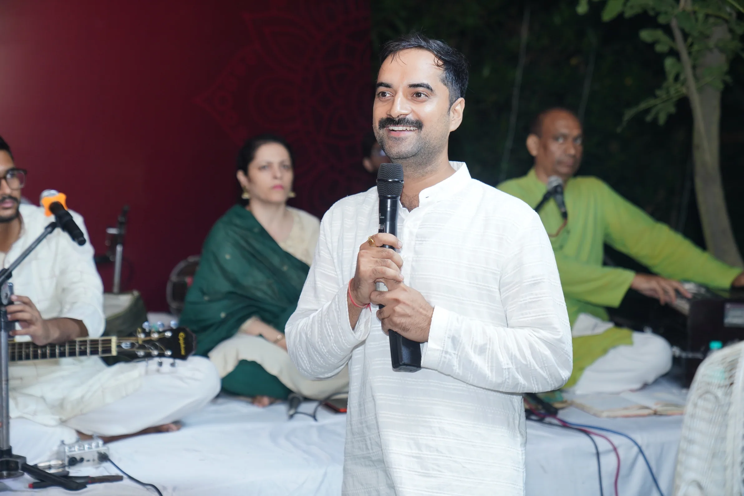 Smiling moments at Harivan